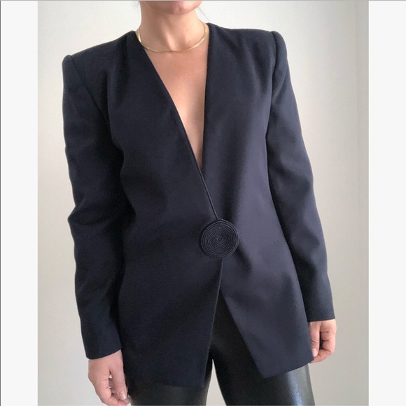 Vintage Sasson Blazer in Navy - Picture 3 of 7